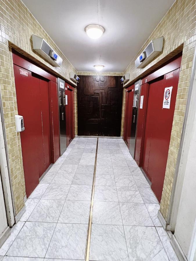 Apartment Near Subway And Supermarket Paris Bagian luar foto